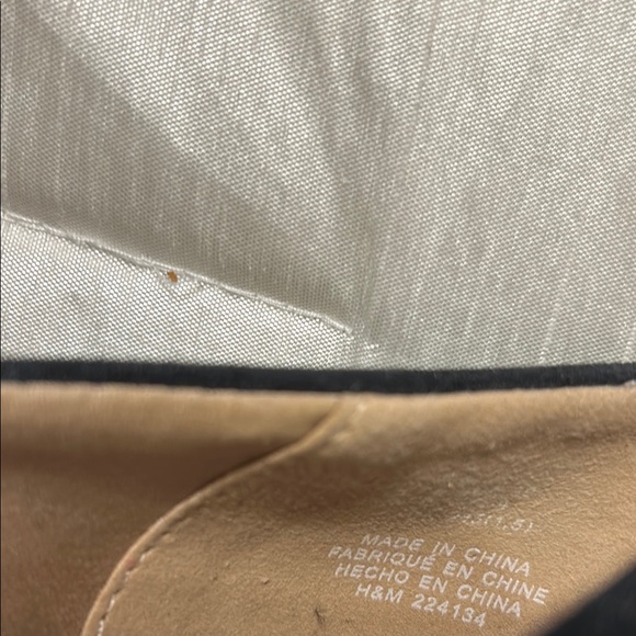 Elegant Black Suede Women's Pumps w/ 2.5” Heel - Picture 6 of 8